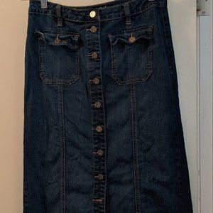 Earl dark denim maxi skirt buttoned front, size 10